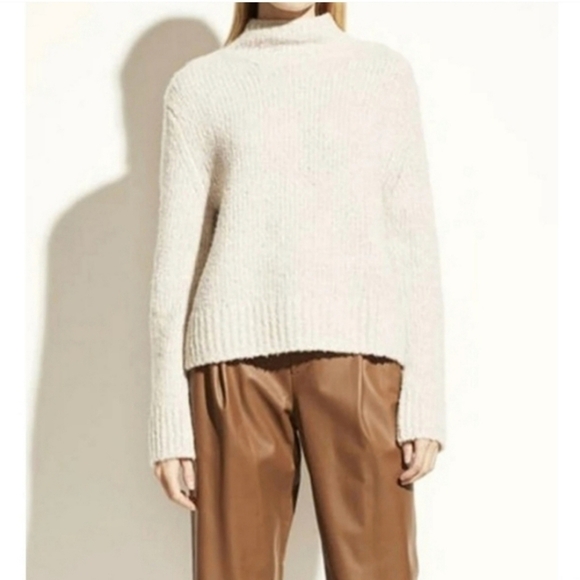 Vince Cashmere Wool and Silk Blend Funnel Neck Sweater Size Large